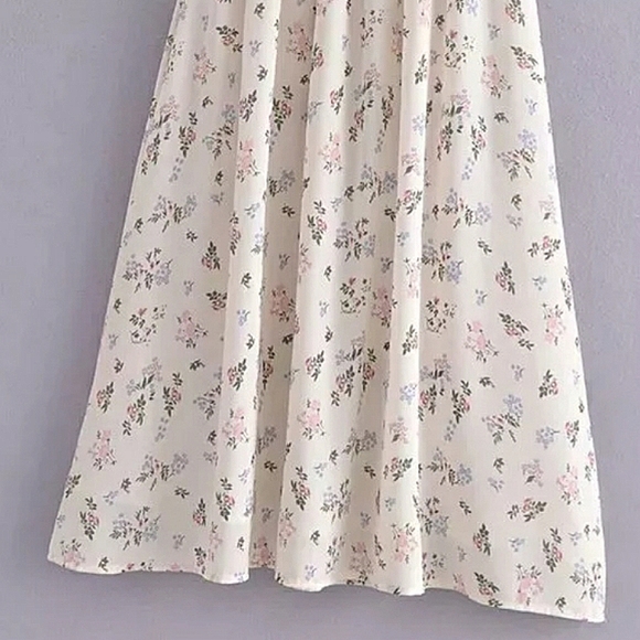 Floral Smocked Spaghetti Strap Midi Dress - Picture 6 of 16